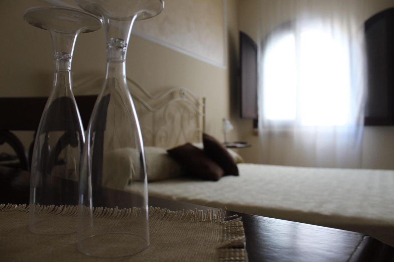 Donna Concetta Casa Vacanze Феллине Экстерьер фото