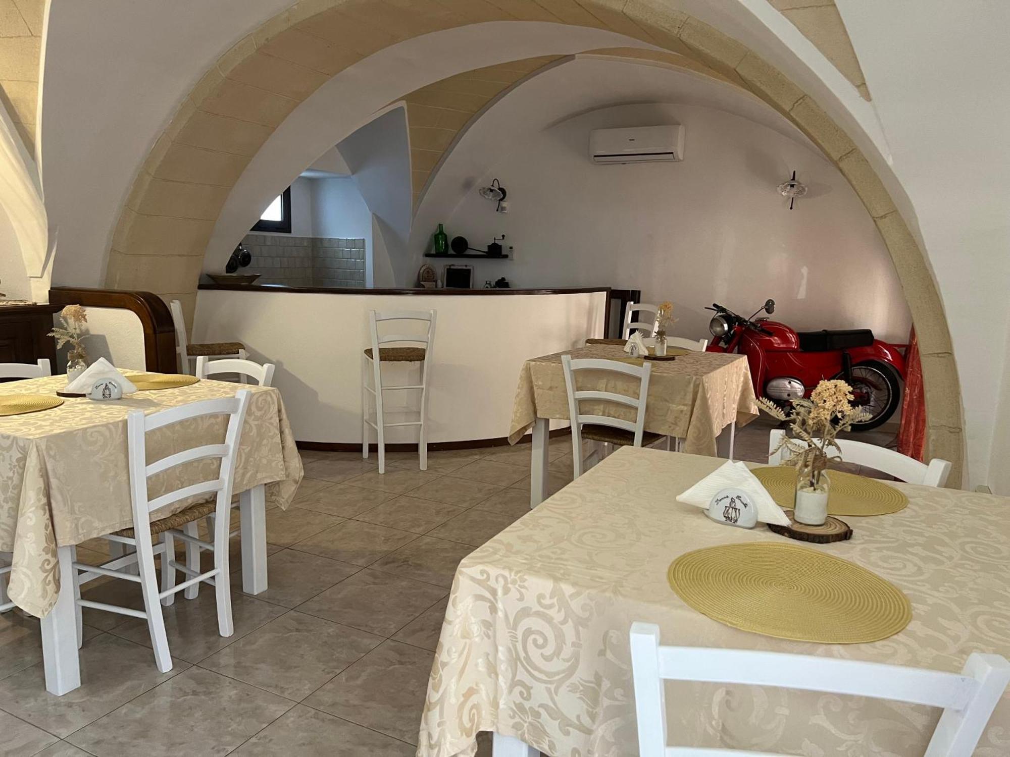 Donna Concetta Casa Vacanze Феллине Экстерьер фото