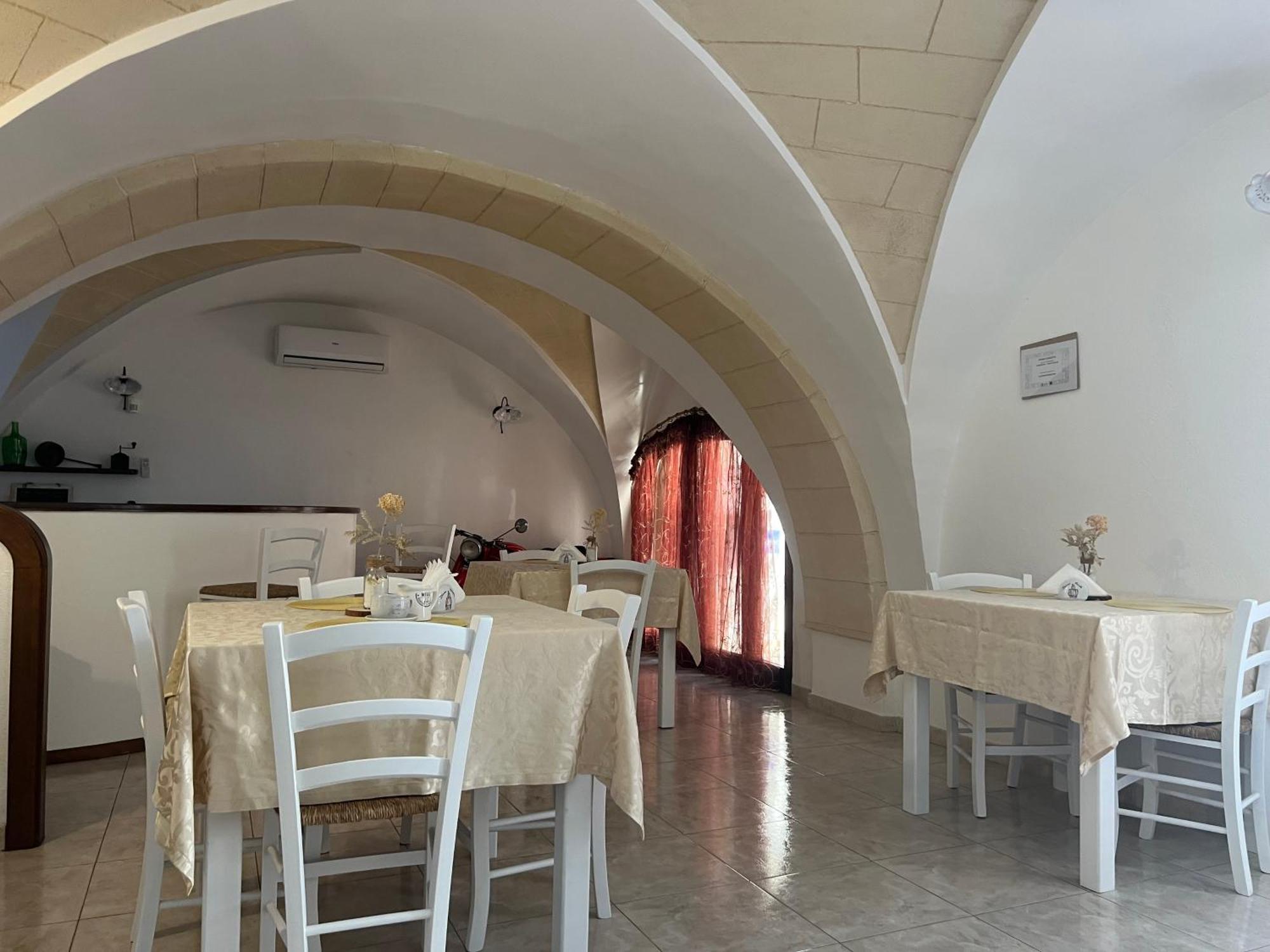 Donna Concetta Casa Vacanze Феллине Экстерьер фото