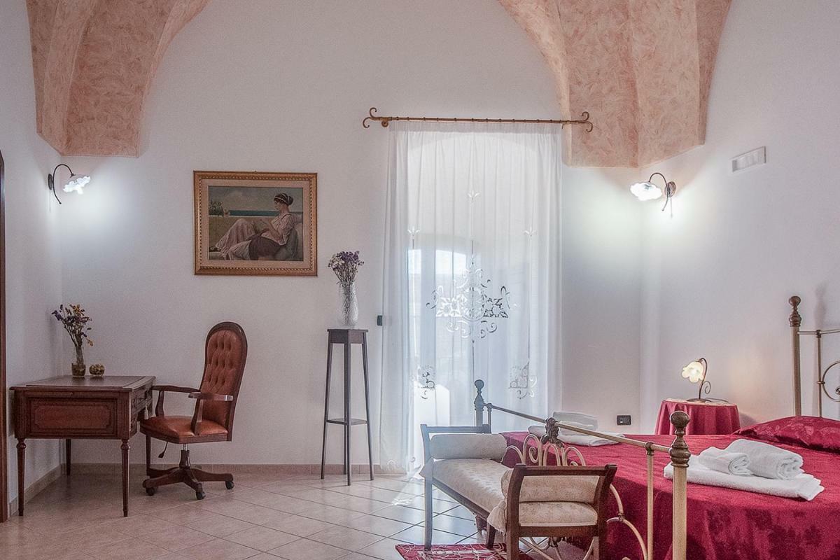 Donna Concetta Casa Vacanze Феллине Экстерьер фото